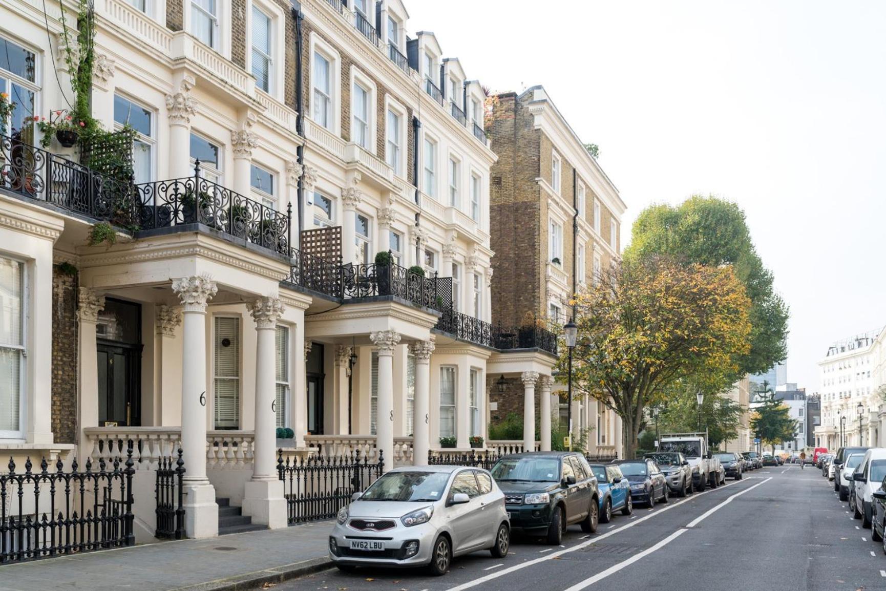 לונדון Pleasant Earl'S Court Apartment Near Hyde Park By Underthedoormat מראה חיצוני תמונה