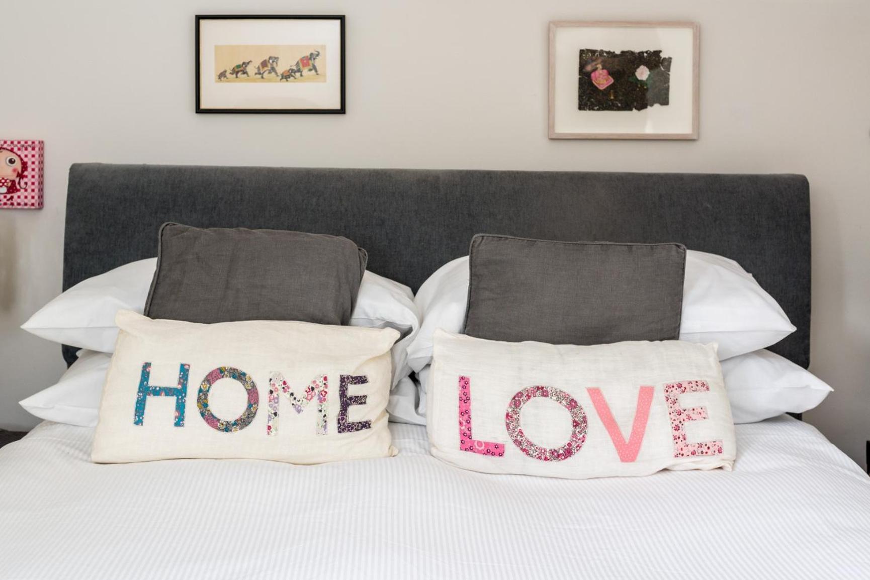לונדון Pleasant Earl'S Court Apartment Near Hyde Park By Underthedoormat מראה חיצוני תמונה